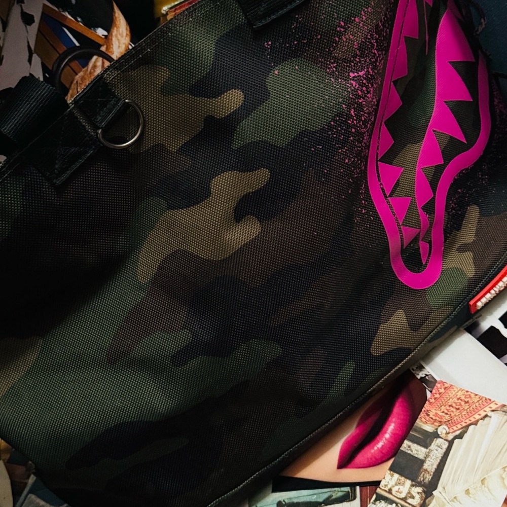 ☠️🌹☠️•🤎 SPRAYGROUND x Big Mouth…👄 Vibes🤎•🌹☠️🌹
